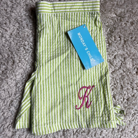 MONDAYS CHILD GIRLS SEERSUCKER SHORTS WITH INITIAL K MONOGRAM SZ 6X NWT - Picture 4 of 13
